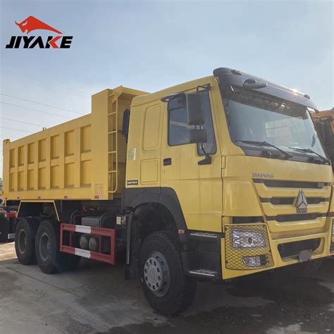 Sinotruck Howo 30t Heavy Duty Tipper Trucks 20cbm 6x4 371hp Dump Truck