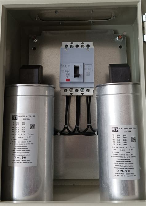 Bancos De Capacitores Fijos Con Interruptor De 20 Kvar 480 Volts