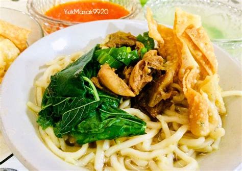 Resep Mie Ayam Pangsit oleh YukMasak9920 - Cookpad