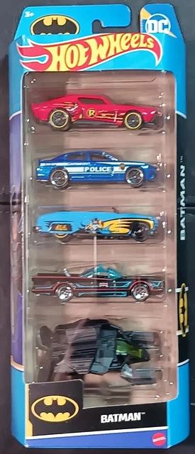 BATMAN PACK ROBIN GCPD Batgirl Batmobile The Bat HOT WHEELS 1 64 3 Inches EUR 18 90