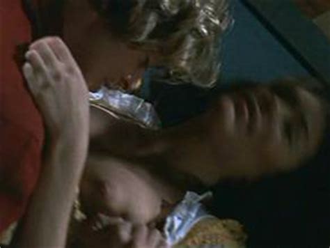 PAMELA HENSLEY Nude AZNude