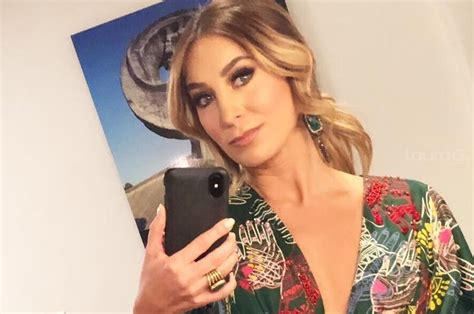 Geraldine Bazán enamora a sus seguidores con sexy mini bikini