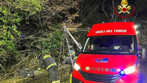 Incidente A Pisterzo Fuori Strada Con La Moto Finisce In Un Dirupo