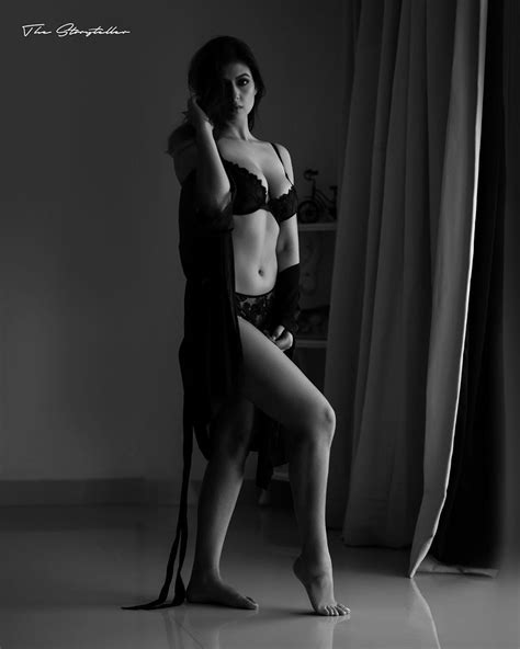 Sameea Bangera Hot Sexy Beautiful Bikini Asian Girl