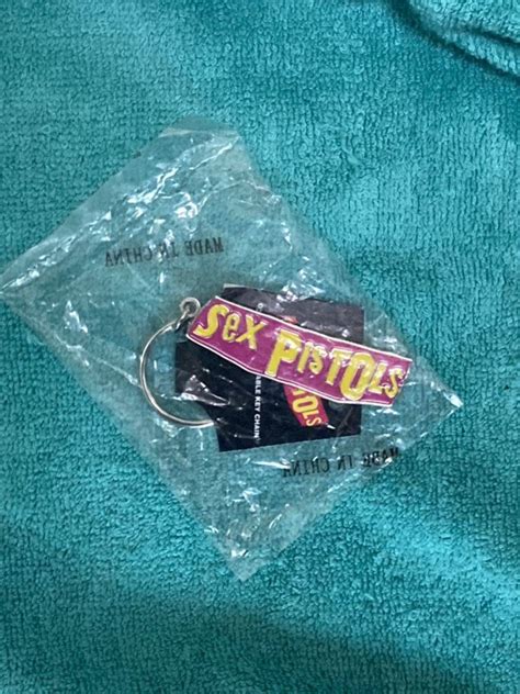 Yahoo オークション SEX PISTOLS セックスピストルズ キーチェーン