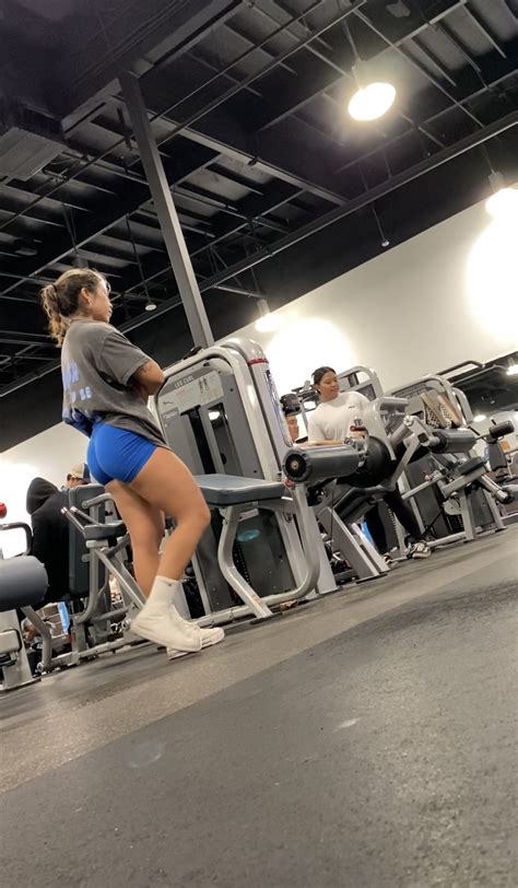 Latina In Blue Shorts At Gym Not Oc Short Shorts Volleyball Forum