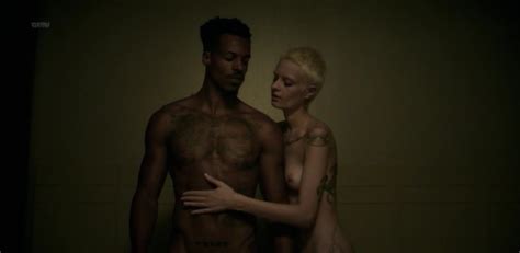 Naked Catharina Bellini In Desnude