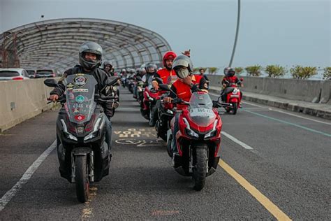 Foto Bikers Bekasi Ramaikan Honda Matic Premium Day