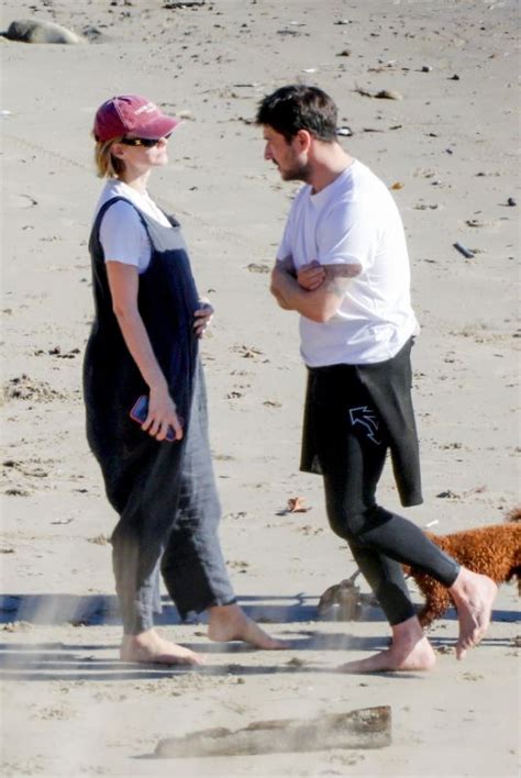 CAREY MULLIGAN and Marcus Mumford Out in Manhattan Beach 01/21/2023 ...