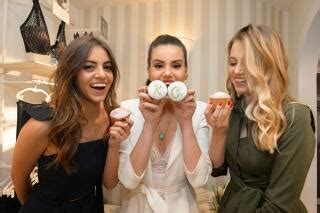 Ch De Lingerie De Camila Queiroz Na Intimissimi Carol Lobato