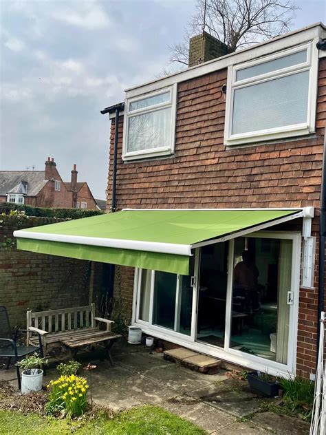 Patio And Garden Awnings Surrey Blinds And Awnings
