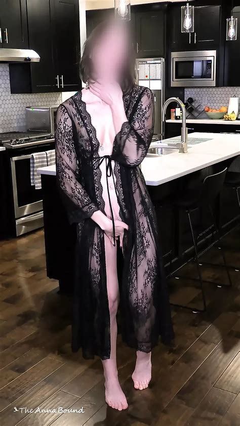 Anna Bound Touches Herself And Imagines It S You Trailer Amateur Amateur Porn Xhamster