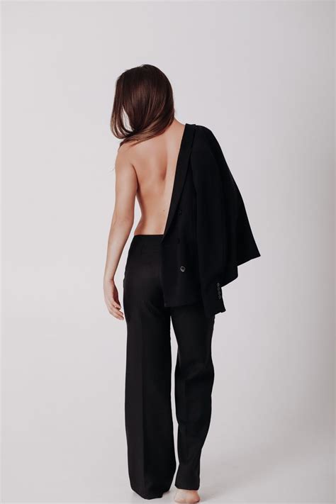 Фото на белом фоне | фотосессия в студии | идеи для фото в студии ...