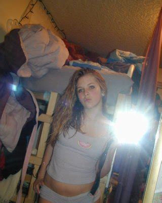 A Sizzling Picture Collection Of Pretty Selfshooting Honeys Porn Pictures XXX Photos Sex