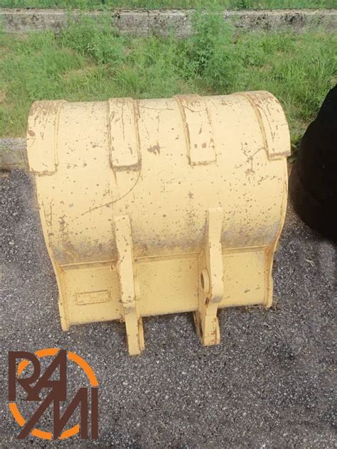 Bucket Case Cnh Rami Spare Parts