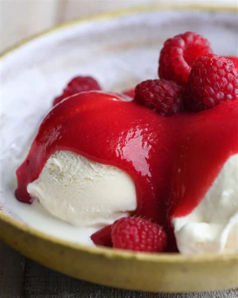 Raspberry Coulis | Buttermilk by Sam