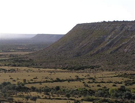 Scientists Debate Evidence of Ancient Megatsunami | National Geographic