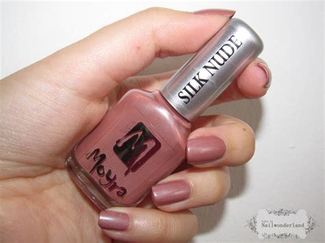 Lora In Nailwonderland Moyra Silk Nude Paris Madrid London