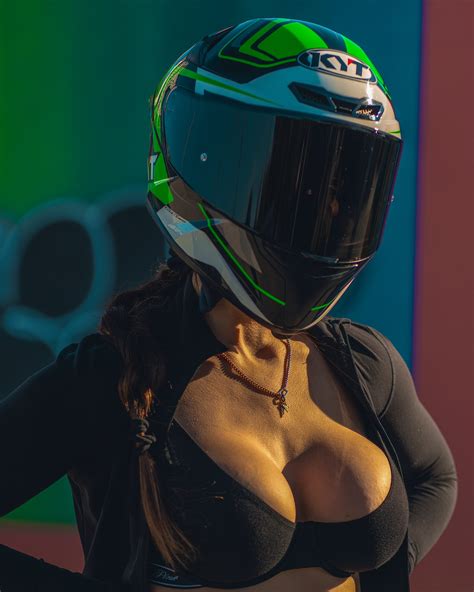 Lauryn Stewart | ..had to cool down. | Instagram