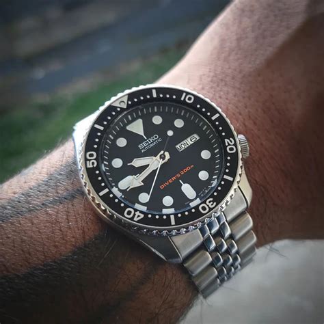 Interesting Facts History And Functions Of The Seiko SKX007 Watch