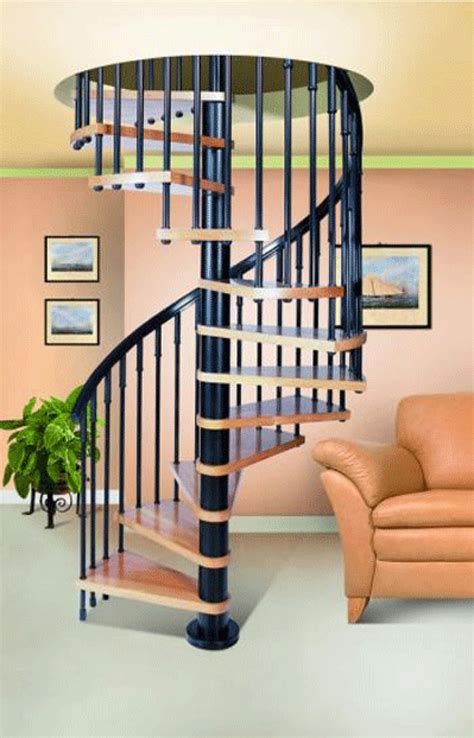 Σκάλα κυκλική με ξύλινο πάτημα κωδ.G52 - Βασομηχανική