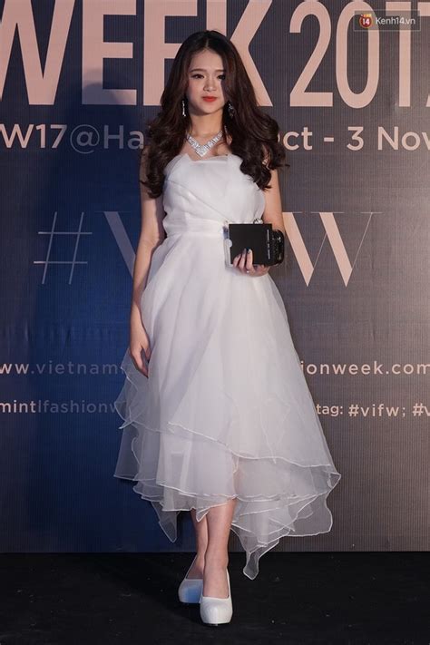 Thảm đỏ VIFW ngày 2 Giữa một dàn hot girl áo dài Quỳnh Anh Shyn Salim bỗng xuất hiện Linh