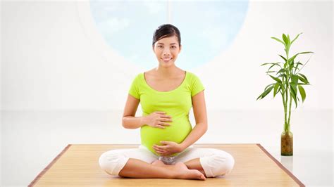 How Does Yoga Help With Pregnancy Mood Swings Patanjalee Institute