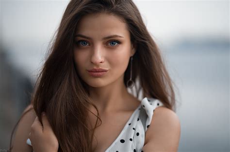 4516738 Brunette Women Looking Away Belly Face Dmitry