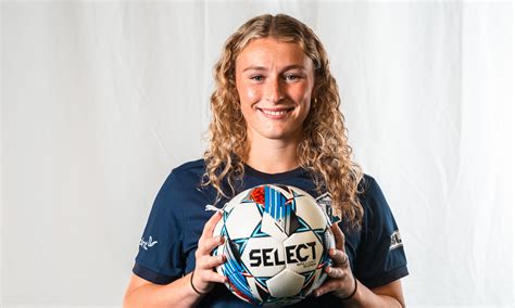 Rain Add Midfielder Liv Stutzman For 2024 Season Northern Colorado