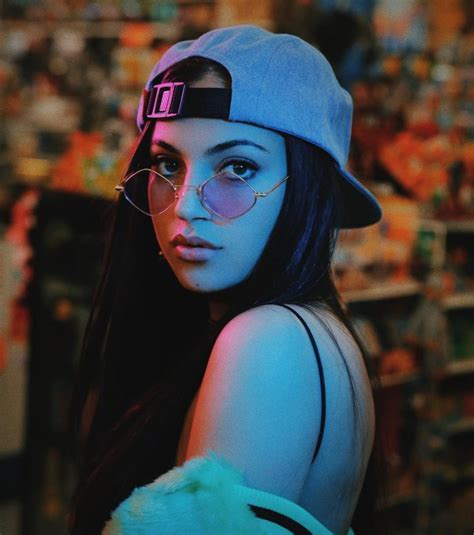 7 tài khoản Instagram của các hot girl Mỹ nóng bỏng ELLE Man Việt Nam