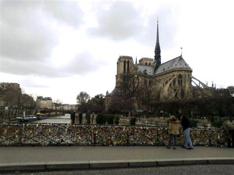 Une Balade En Photos Sur Le Pont Des Arts Paris Mes Meilleurs