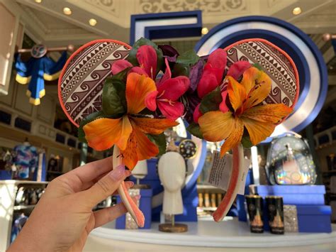 New Moana Minnie Ear Headband At Walt Disney World Disney By Mark