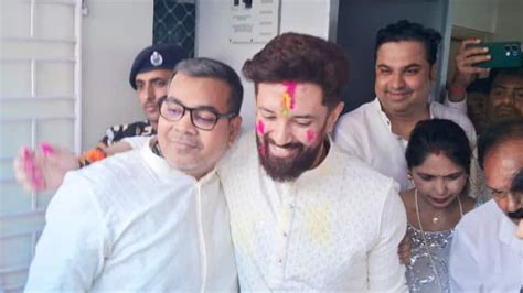 Chirag Paswan Became Emotional On Holi Remembering His Father Ramvilas