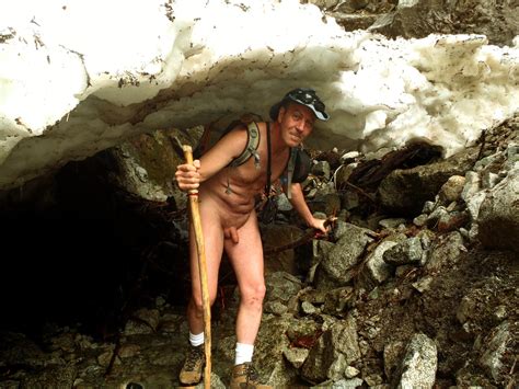 Nude Hiking And Soaking In The Pacific Northwest May