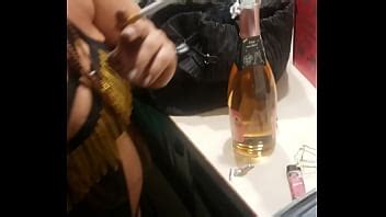 San Valentín 2021 Botellas Pop XVIDEOS