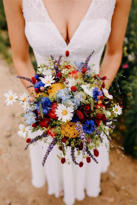 Wiesenblumen Brautstrauß Hochzeit Blumenschmuck hochzeit Brautstrauß