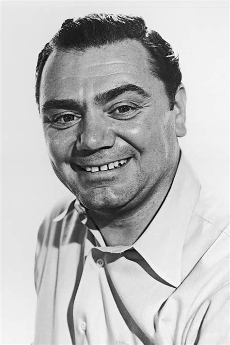 Ernest Borgnine About Entertainmentie