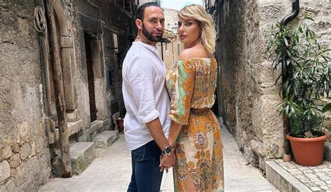 Manila Nazzaro E Stefano Oradei Romantica Dedica E Prima Foto Social