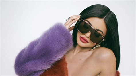 Laptop Kylie Jenner Wallpapers Wallpaper Cave