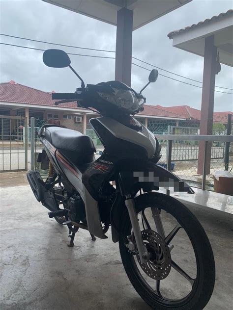 Honda Wave 110r Motorbikes On Carousell