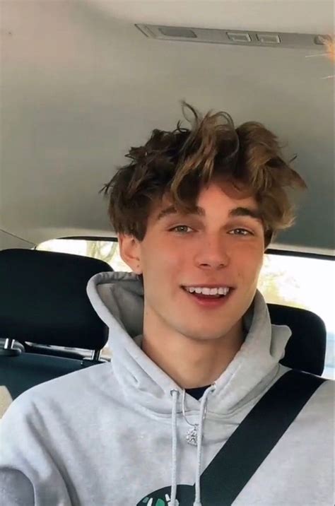 Pin By Venus Hemmings On Weyes Que Me Gustan Nils Boy Hairstyles Hot Actors