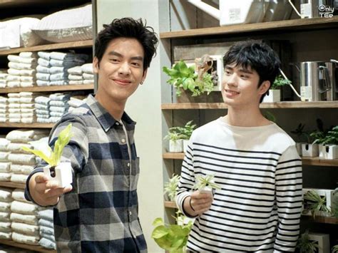 Pin By Patka Nara On Moons The Series Amor Gay Moons