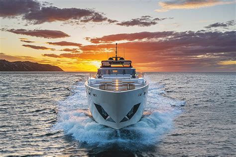 Ferretti Yachts 1000 Yachts