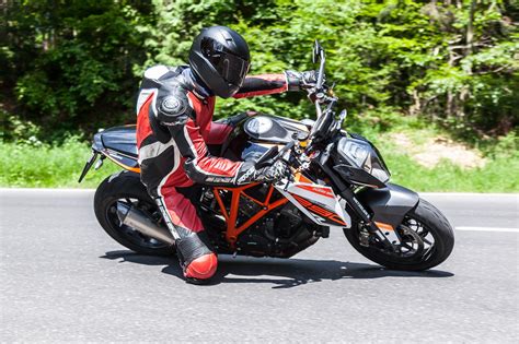 Naked Bike Vergleich 2015