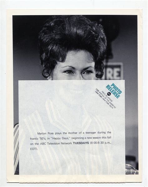 Happy Days Marion Ross 7x9 Bandw Still Vg Photograph Dta Collectibles