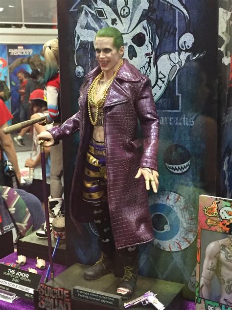 Sdcc Joker Hot Toys Figure May Have Revealed A Suicide Squad Spoiler Plus Its Cosbaby Lineup