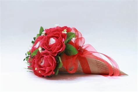 Поделки из крепированной бумаги - ФОКУС ВНИМАНИЯ