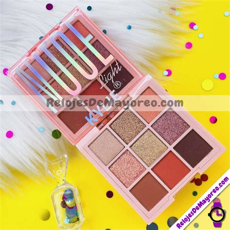 Paleta Sombras Tonos Nude By Light Palette Kylie Proveedor Maquillaje Mayoreo M Relojes