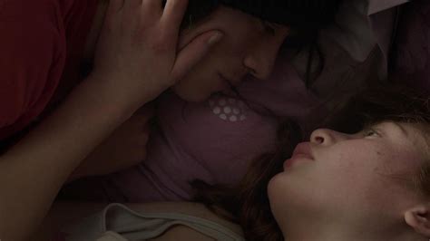 Naked Yara Pilartz In Les Revenants