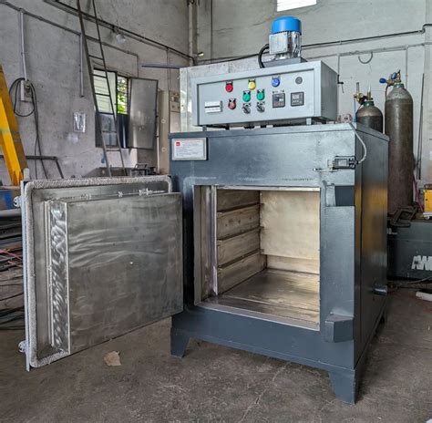 Degree Celsius Laboratory Hot Air Oven Model Name Number RNS TNPL At